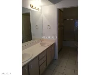 Photo #6: 2021742 Listing