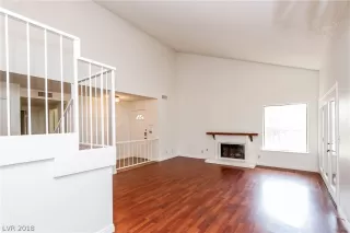 Photo #5: 2022861 Listing 