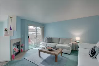 Photo #4: 2023028 Listing