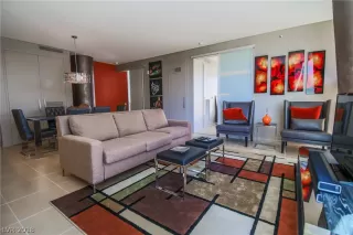 Photo #2: 2024009 Listing 