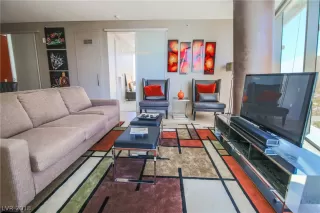 Photo #3: 2024009 Listing 