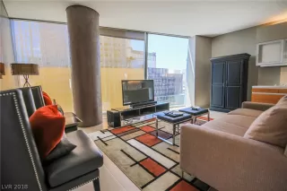 Photo #4: 2024009 Listing 