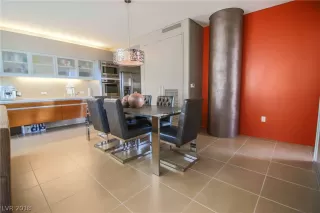 Photo #5: 2024009 Listing 