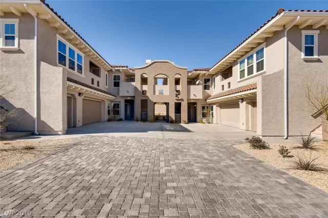 MLS: 2024191 Condo For Sale