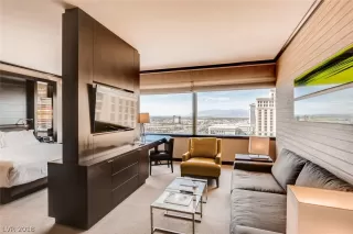 Photo #3: 2024435 Listing