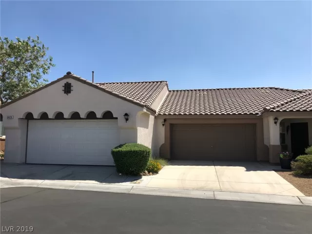 MLS: 2025455 Condo For Sale