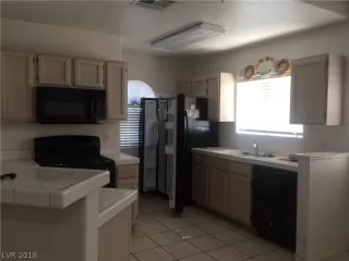 Photo #4: 2025577 Listing 