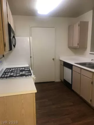 Photo #4: 2026385 Listing 