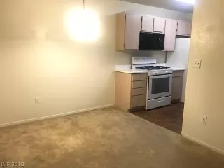 Photo #5: 2026385 Listing 