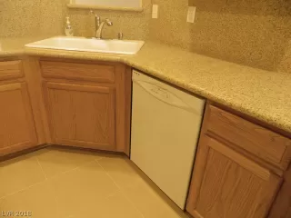 Photo #4: 2026442 Listing