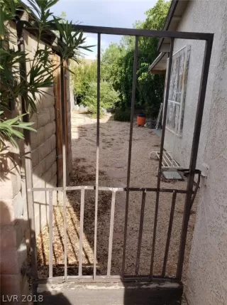 Photo #3: 2026556 Listing