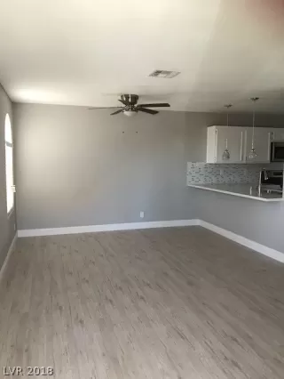 Photo #4: 2026589 Listing