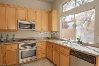 Photo #3: 2026979 Listing