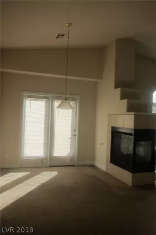 Photo #3: 2027999 Listing