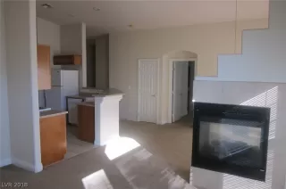 Photo #6: 2027999 Listing