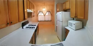 Photo #2: 2028284 Listing