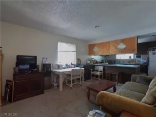 Photo #5: 2028496 Listing 