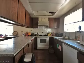 Photo #6: 2028496 Listing 