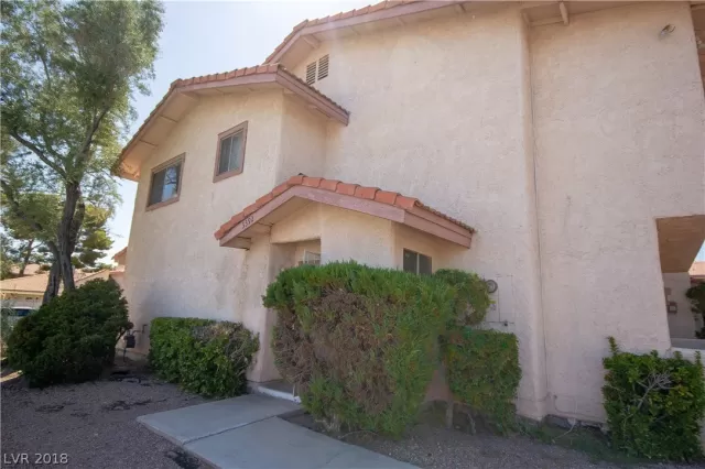 MLS: 2028566 Condo For Sale