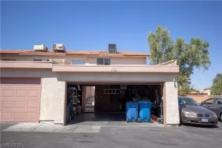 Photo #3: 2028566 Listing