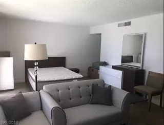 Photo #3: 2028749 Listing 