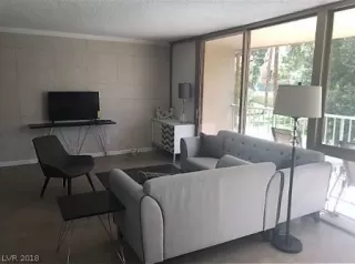 Photo #5: 2028749 Listing 