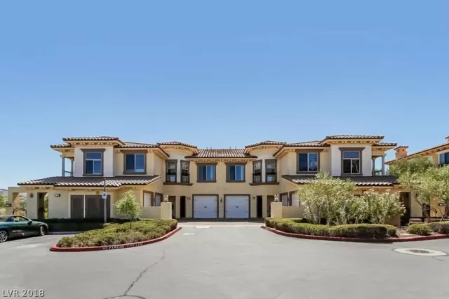 MLS: 2029009 Condo For Sale