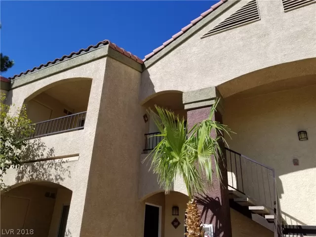 MLS: 2029259 Condo For Sale