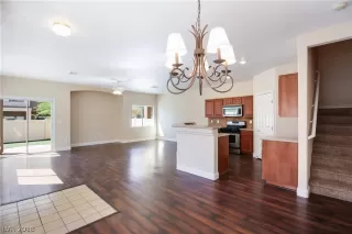 Photo #6: 2029830 Listing 