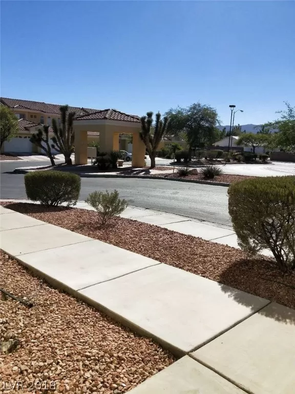 MLS: 2029873 Condo For Sale