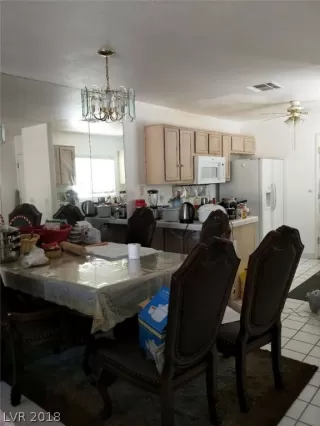 Photo #5: 2029873 Listing