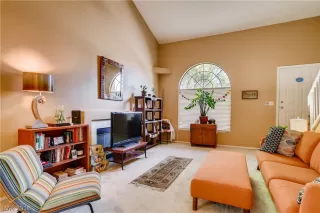 Photo #3: 2030210 Listing 