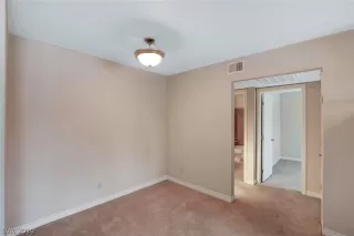 Photo #3: 2030328 Listing 