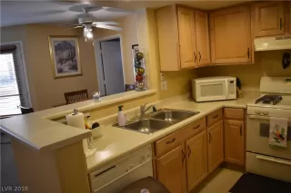 Photo #4: 2030562 Listing 