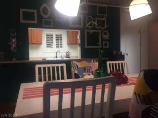 Photo #3: 2030696 Listing