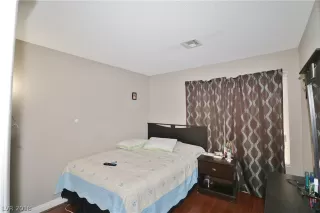 Photo #5: 2030783 Listing 