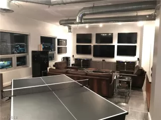 Photo #2: 2031247 Listing