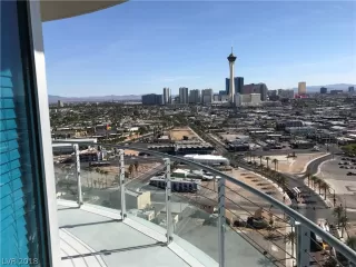 Photo #4: 2031247 Listing