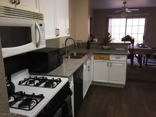 Photo #4: 2031297 Listing 