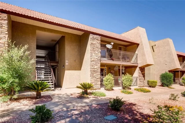 MLS: 2031379 Condo For Sale