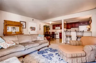 Photo #2: 2031379 Listing