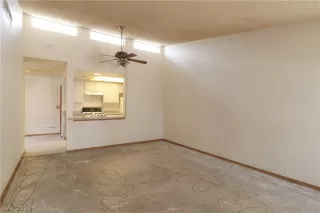 Photo #4: 2031716 Listing 