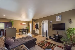 Photo #6: 2031990 Listing