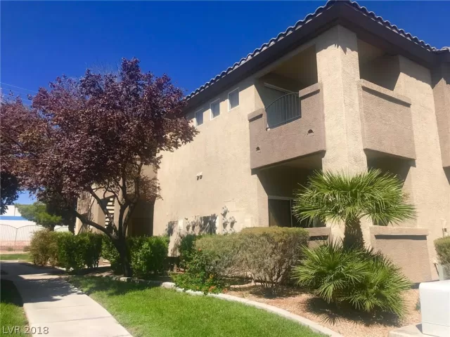 MLS: 2032031 Condo For Sale