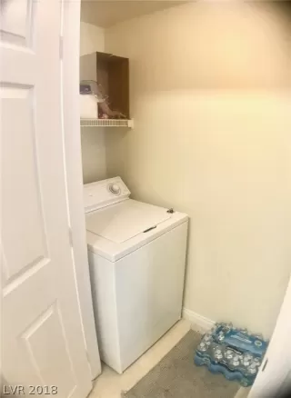 Photo #6: 2032031 Listing