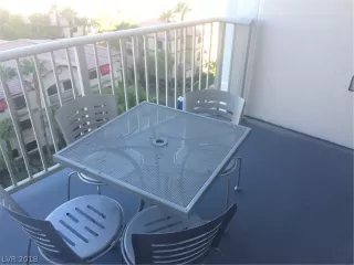 Photo #5: 2032732 Listing