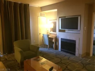 Photo #6: 2032732 Listing