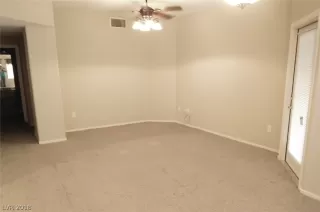 Photo #3: 2032893 Listing