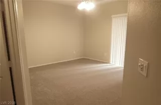 Photo #6: 2032893 Listing