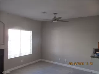 Photo #3: 2032905 Listing